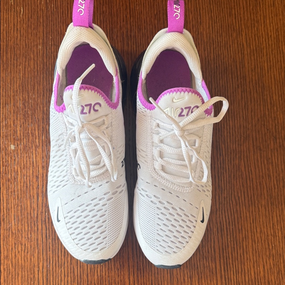 Nike Air270 White and Pink Athletic Shoes